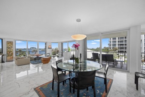 Copropriété à vendre à Palm Beach, Floride: 3 chambres, 274.06 m2 № 2087707 - photo 7