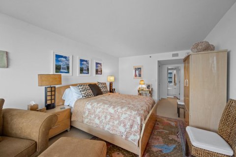 Copropriété à vendre à Palm Beach, Floride: 3 chambres, 274.06 m2 № 2087707 - photo 17