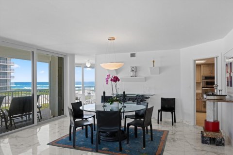 Copropriété à vendre à Palm Beach, Floride: 3 chambres, 274.06 m2 № 2087707 - photo 8