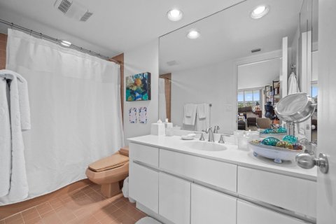 Copropriété à vendre à Palm Beach, Floride: 3 chambres, 274.06 m2 № 2087707 - photo 18