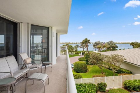 Copropriété à vendre à Palm Beach, Floride: 3 chambres, 274.06 m2 № 2087707 - photo 20