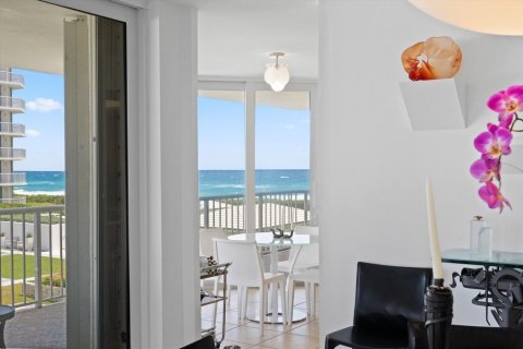 Copropriété à vendre à Palm Beach, Floride: 3 chambres, 274.06 m2 № 2087707 - photo 13