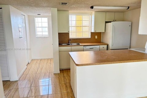 Copropriété à louer à Boca Raton, Floride: 2 chambres, 91.14 m2 № 2265726 - photo 14