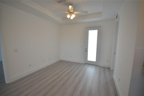Apartamento en alquiler en Port Charlotte, Florida, 2 dormitorios, 111.67 m2 № 1833370 - foto 10