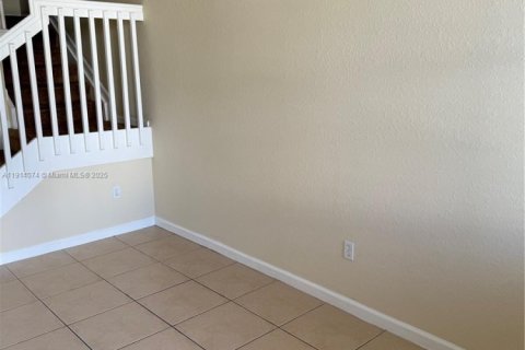 Touwnhouse à louer à Port St. Lucie, Floride: 3 chambres, 145.39 m2 № 1971256 - photo 9