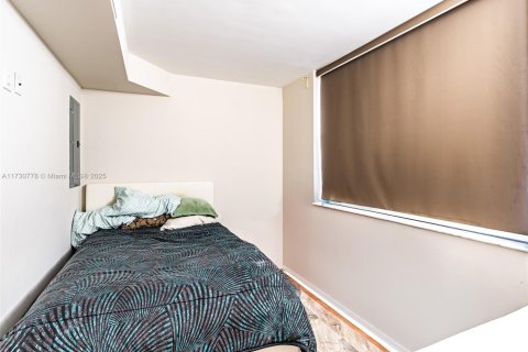 Copropriété à vendre à Pompano Beach, Floride: 2 chambres, 78.97 m2 № 1985004 - photo 10