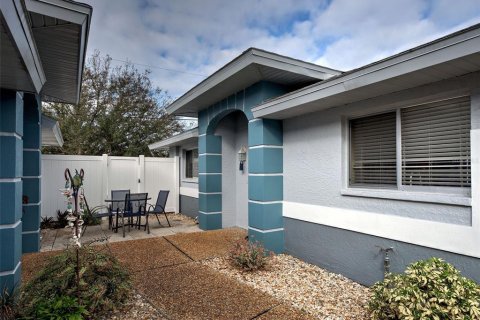 Condo in Englewood, Florida, 2 bedrooms  № 2121352