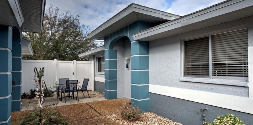 Condo à Englewood, Floride, 2 chambres  № 2121352