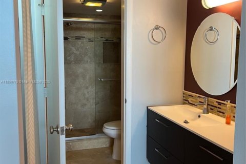 Condominio en venta en Coconut Creek, Florida, 2 dormitorios, 120.77 m2 № 1964840 - foto 11