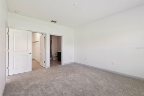 Townhouse in Davenport, Florida 2 bedrooms, 139.82 sq.m. № 2157335 - photo 26