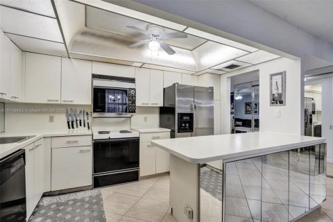 Condo in Aventura, Florida, 3 bedrooms  № 1977497 - photo 11