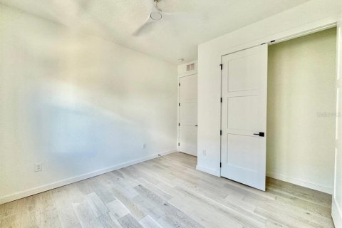 Townhouse in Tampa, Florida 3 bedrooms, 195.47 sq.m. № 1893895 - photo 26