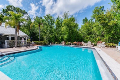 Condo in Palm Harbor, Florida, 2 bedrooms № 2214842 - photo 27