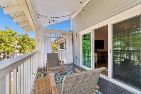 Condo in Palm Harbor, Florida, 2 bedrooms № 2214842 - photo 15