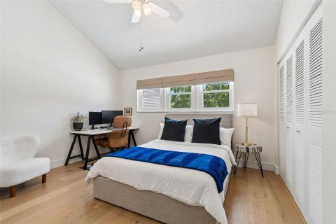Condo in Palm Harbor, Florida, 2 bedrooms № 2214842 - photo 22