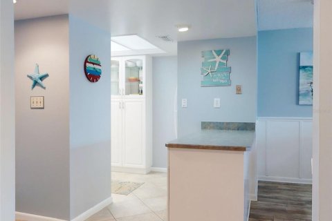Condo in Ormond Beach, Florida, 2 bedrooms  № 1509757 - photo 9
