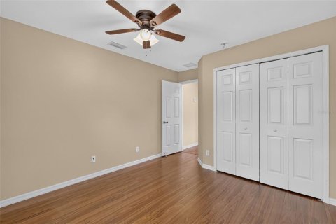 House in Tavares, Florida 3 bedrooms, 181.07 sq.m. № 2222705 - photo 24