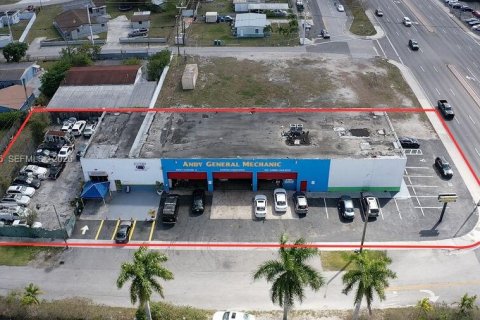 Immobilier commercial à vendre à Miami Gardens, Floride № 2056776 - photo 2