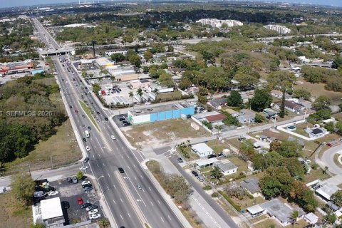 Immobilier commercial à vendre à Miami Gardens, Floride № 2056776 - photo 9