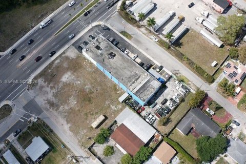 Immobilier commercial à vendre à Miami Gardens, Floride № 2056776 - photo 10