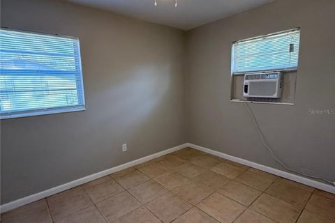 Apartamento en alquiler en Gainesville, Florida, 2 dormitorios, 60.2 m2 № 2106494 - foto 14