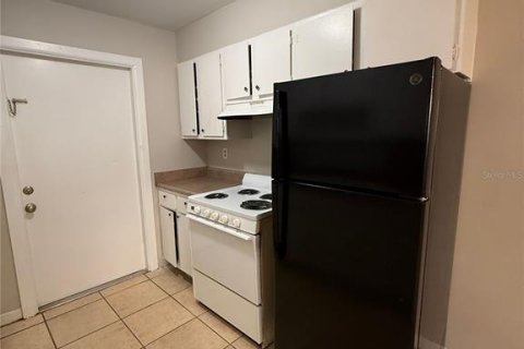 Apartamento en alquiler en Gainesville, Florida, 2 dormitorios, 60.2 m2 № 2106494 - foto 7