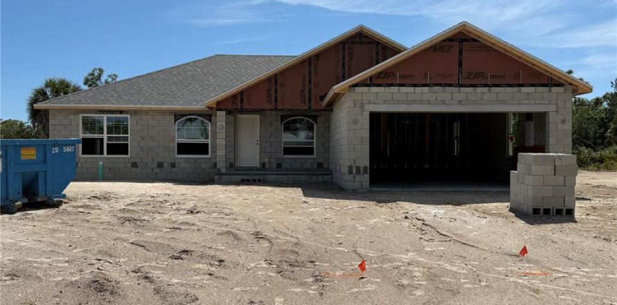 Villa ou maison à Rotonda, Floride 3 chambres, 186.73 m2 № 2097557