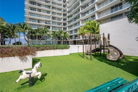 Condominio en venta en Miami, Florida, 45.71 m2 № 2339888 - foto 9