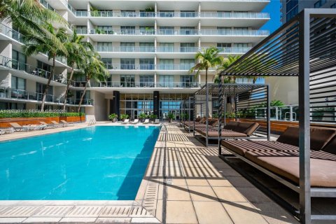 Condominio en venta en Miami, Florida, 45.71 m2 № 2339888 - foto 16
