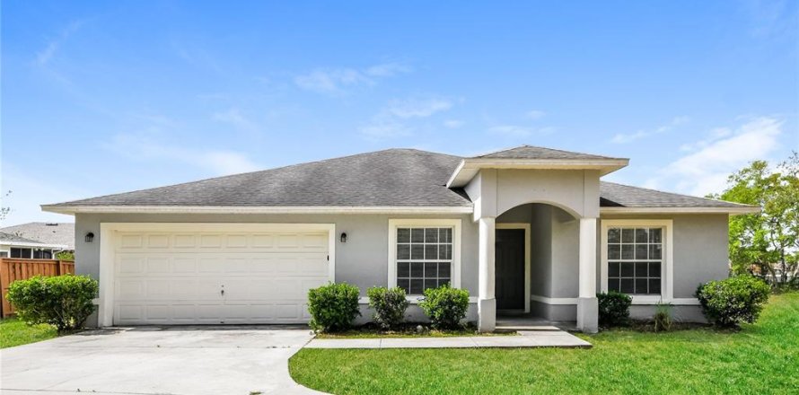 Casa en Kissimmee, Florida 3 dormitorios, 162.11 m2 № 1843338