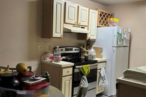 Condominio en venta en Lake Mary, Florida, 1 dormitorio, 60.2 m2 № 1810605 - foto 2