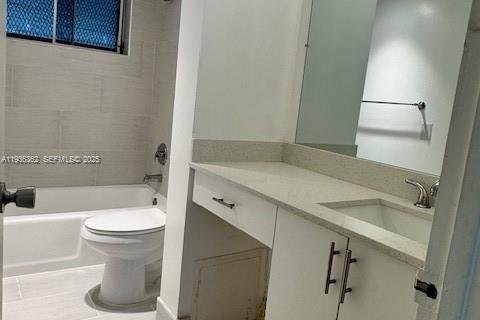 Condo in Miami, Florida, 1 bedroom  № 1994860 - photo 14