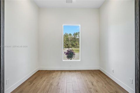 House in Naples, Florida 4 bedrooms, 265.7 sq.m. № 2044100 - photo 27