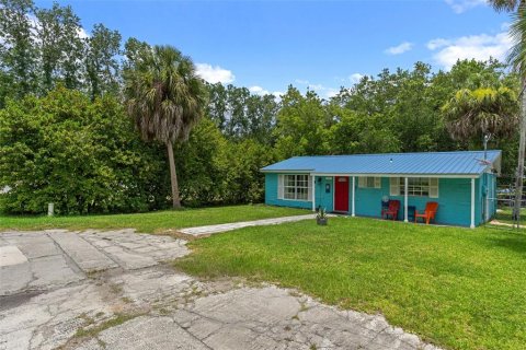 House in Weeki Wachee, Florida 2 bedrooms, 84.73 sq.m. № 2113651 - photo 3