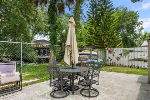 House in Weeki Wachee, Florida 2 bedrooms, 84.73 sq.m. № 2113651 - photo 24