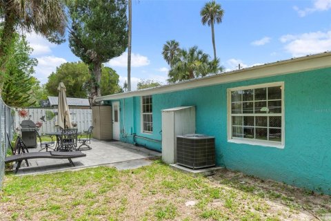 House in Weeki Wachee, Florida 2 bedrooms, 84.73 sq.m. № 2113651 - photo 26