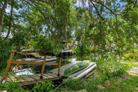 House in Weeki Wachee, Florida 2 bedrooms, 84.73 sq.m. № 2113651 - photo 30