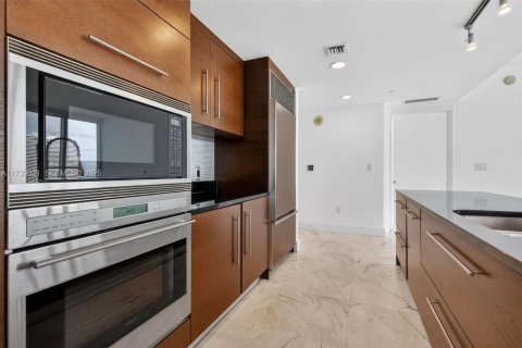 Condominio en venta en Miami, Florida, 2 dormitorios, 128.76 m2 № 1864884 - foto 16