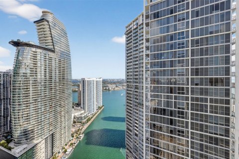 Condominio en venta en Miami, Florida, 2 dormitorios, 128.76 m2 № 1864884 - foto 28