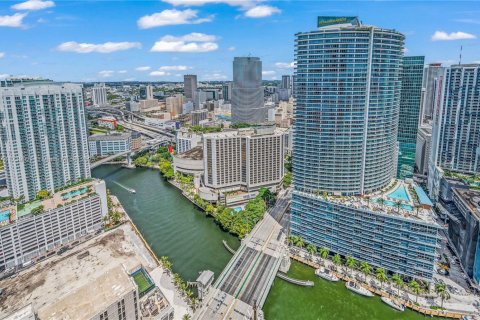 Condominio en venta en Miami, Florida, 2 dormitorios, 128.76 m2 № 1864884 - foto 2