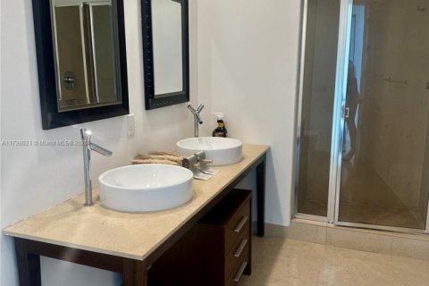 Condominio en venta en Miami, Florida, 2 dormitorios, 128.76 m2 № 1864884 - foto 9