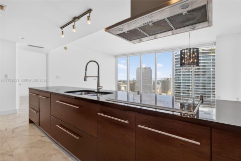 Condominio en venta en Miami, Florida, 2 dormitorios, 128.76 m2 № 1864884 - foto 17