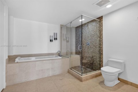Condominio en venta en Miami, Florida, 2 dormitorios, 128.76 m2 № 1864884 - foto 22