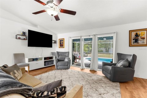Villa ou maison à vendre à Weeki Wachee, Floride: 3 chambres, 129.04 m2 № 1909840 - photo 24