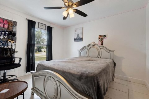 House in Tampa, Florida 3 bedrooms, 111.48 sq.m. № 1834963 - photo 29