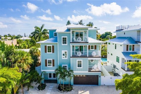 Casa en Sarasota, Florida 8 dormitorios, 354.05 m2 № 2114413