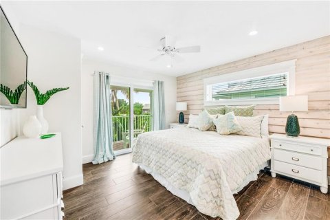 Casa en venta en Sarasota, Florida, 8 dormitorios, 354.05 m2 № 2114413 - foto 18