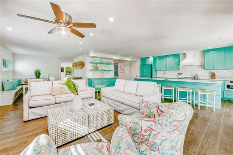 Casa en venta en Sarasota, Florida, 8 dormitorios, 354.05 m2 № 2114413 - foto 4