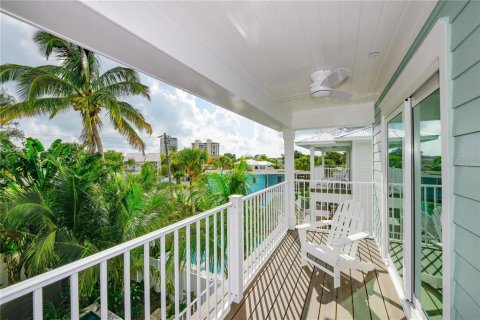 Casa en venta en Sarasota, Florida, 8 dormitorios, 354.05 m2 № 2114413 - foto 16