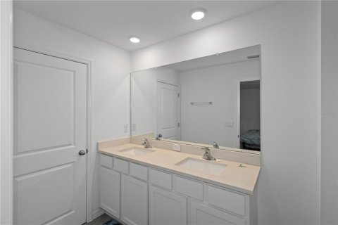 Villa ou maison à vendre à Zephyrhills, Floride: 3 chambres, 182.18 m2 № 1847862 - photo 23